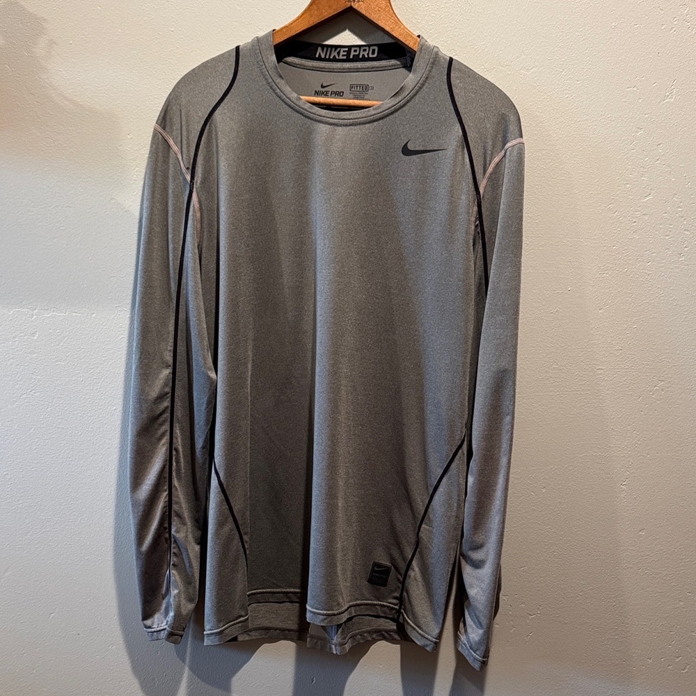 Nike Pro Fitted Dri Fit Men's Gray Long Sleeve Shirt Running Training Top